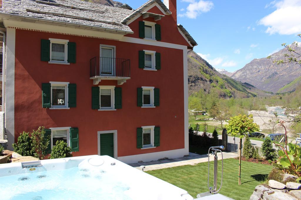 Myverzasca Resort Casa Rossa Brione  Exterior photo