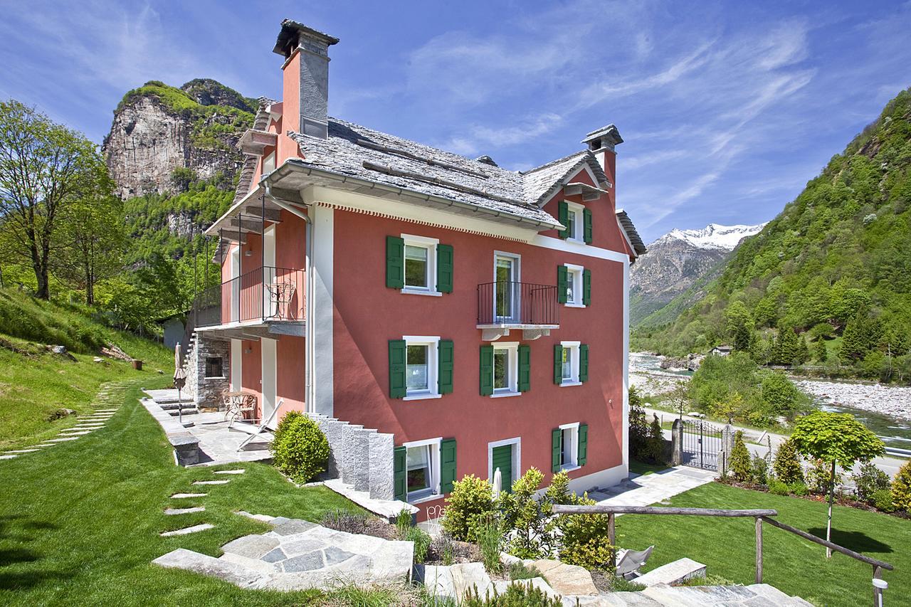 Myverzasca Resort Casa Rossa Brione  Exterior photo